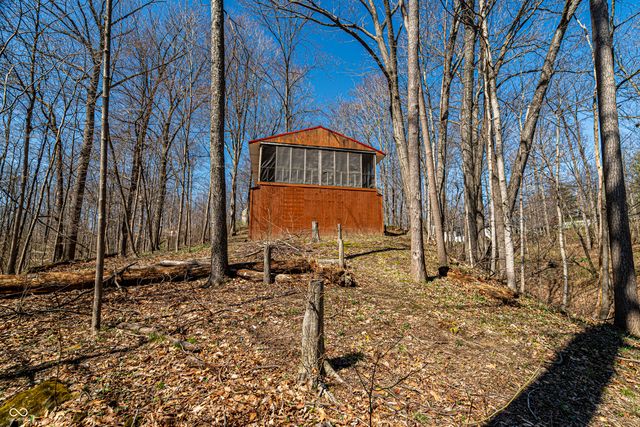 7665 E Butterman, Rockville, IN 47872