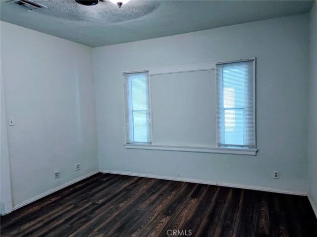 1618 Baker St, Bakersfield, CA 93305