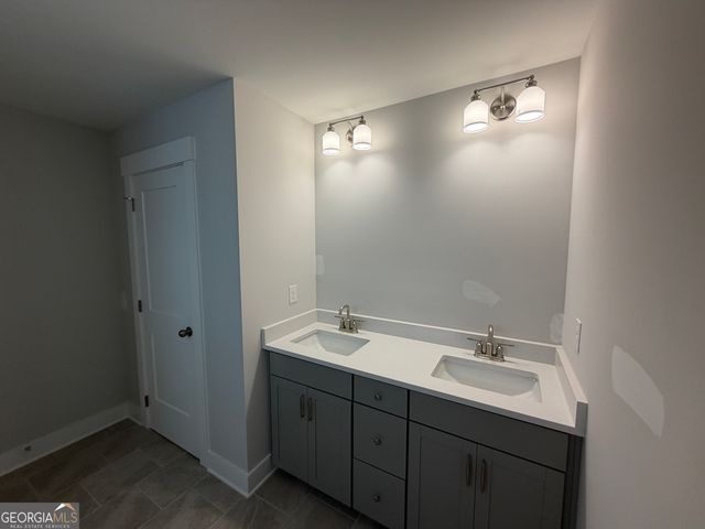 196 Coffee Lane, Hoschton, GA 30548