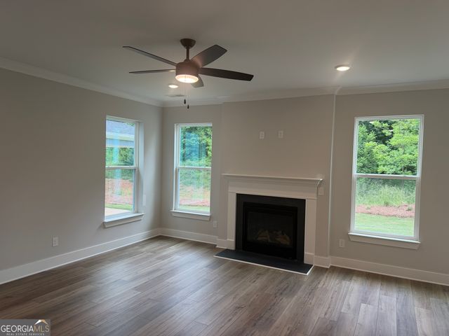 196 Coffee Lane, Hoschton, GA 30548
