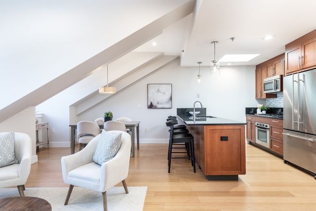 21 Father Francis Gilday St 511, Boston, MA 02118