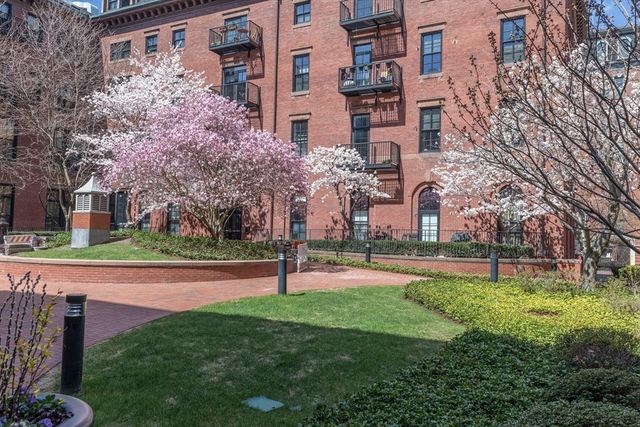 21 Father Francis Gilday St 511, Boston, MA 02118