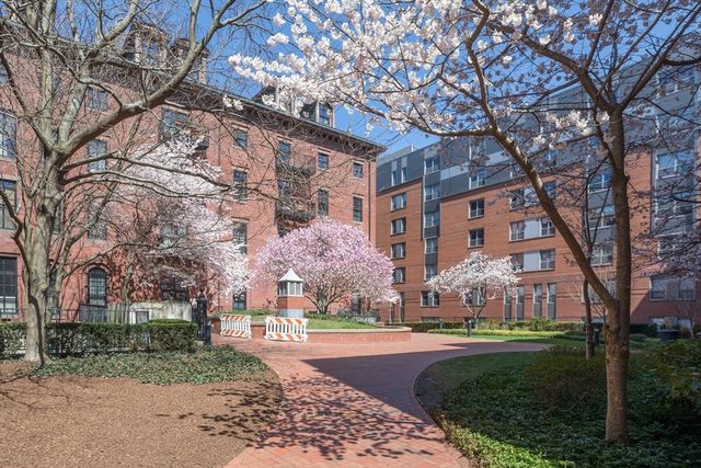 21 Father Francis Gilday St 511, Boston, MA 02118