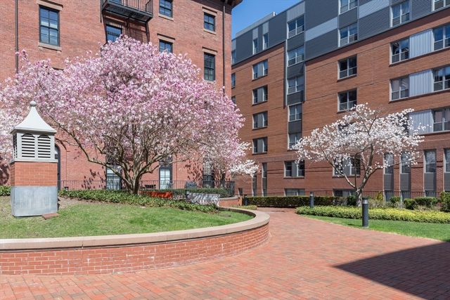 21 Father Francis Gilday St 511, Boston, MA 02118