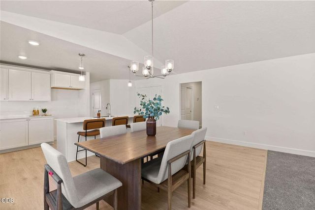 4032 SW Pumice Avenue 82, Redmond, OR 97756