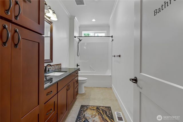 15325 Glenshire Place SW, Port Orchard, WA 98367