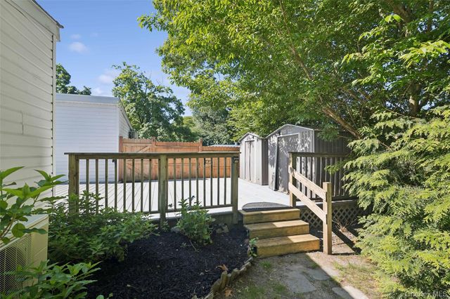 5 Grendon Lane, Farmingville, NY 11738