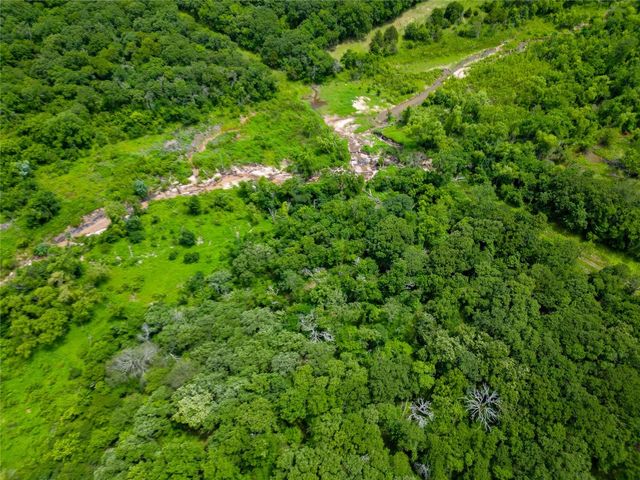10262 Chism Avenue, Stratford, OK 74872