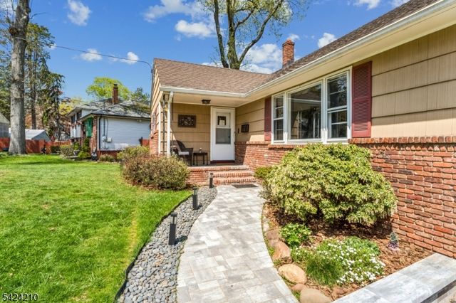 889 Fernwood Ave, Plainfield City, NJ 07062