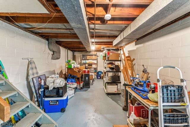 889 Fernwood Ave, Plainfield City, NJ 07062