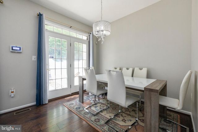 4004 MEADOW TRAIL LN, Hyattsville, MD 20784