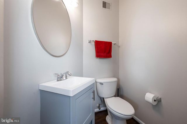 4004 MEADOW TRAIL LN, Hyattsville, MD 20784