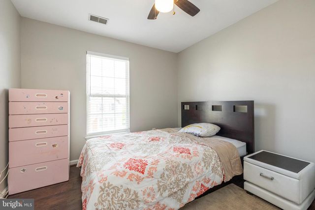 4004 MEADOW TRAIL LN, Hyattsville, MD 20784