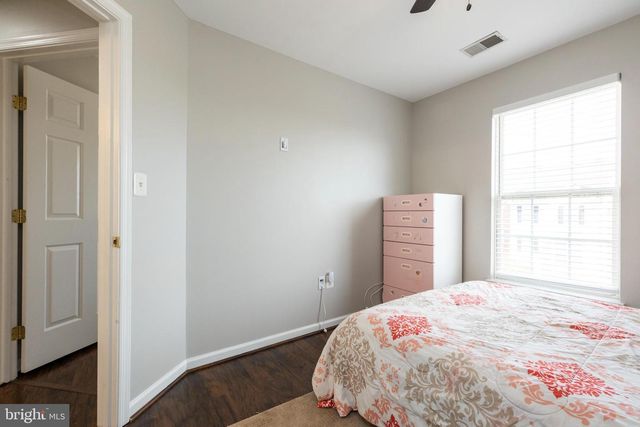 4004 MEADOW TRAIL LN, Hyattsville, MD 20784