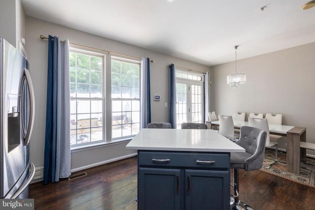 4004 MEADOW TRAIL LN, Hyattsville, MD 20784