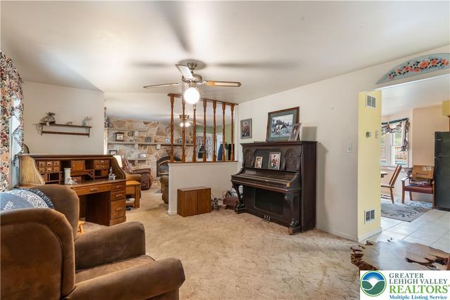 390 Long Lane Road, Lehigh Twp, PA 18088