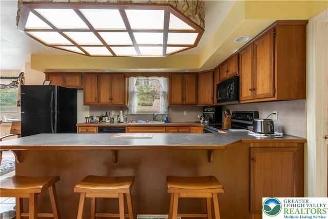 390 Long Lane Road, Lehigh Twp, PA 18088