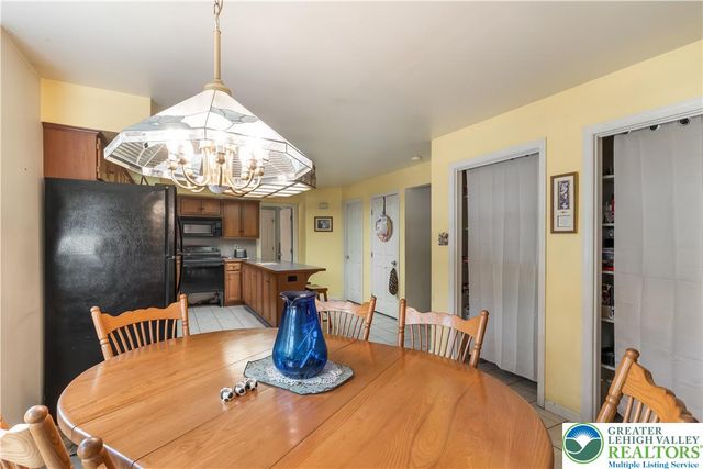 390 Long Lane Road, Lehigh Twp, PA 18088