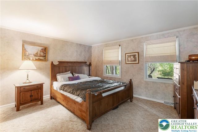 390 Long Lane Road, Lehigh Twp, PA 18088