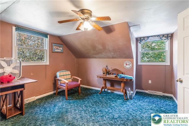 390 Long Lane Road, Lehigh Twp, PA 18088