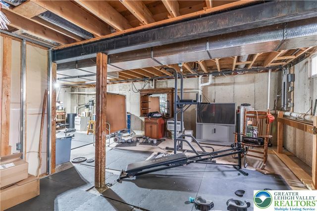 390 Long Lane Road, Lehigh Twp, PA 18088