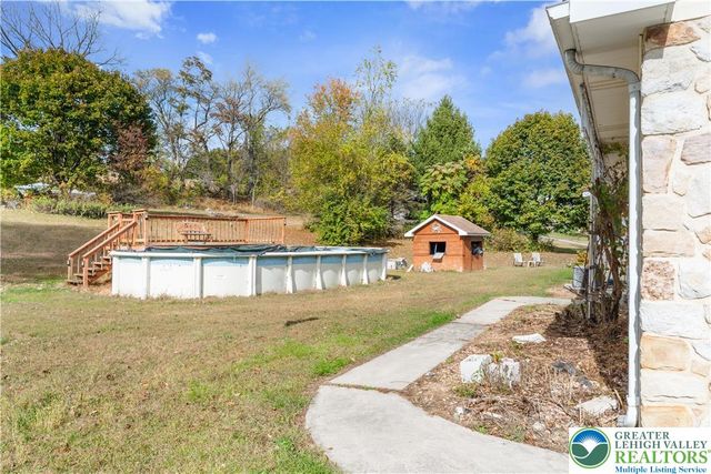 390 Long Lane Road, Lehigh Twp, PA 18088