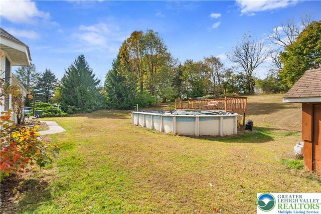 390 Long Lane Road, Lehigh Twp, PA 18088