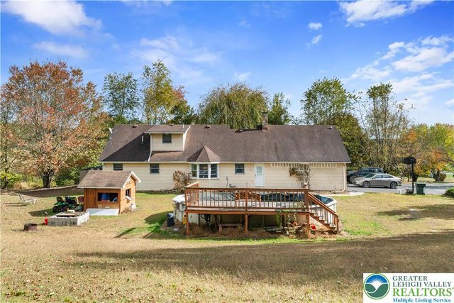 390 Long Lane Road, Lehigh Twp, PA 18088