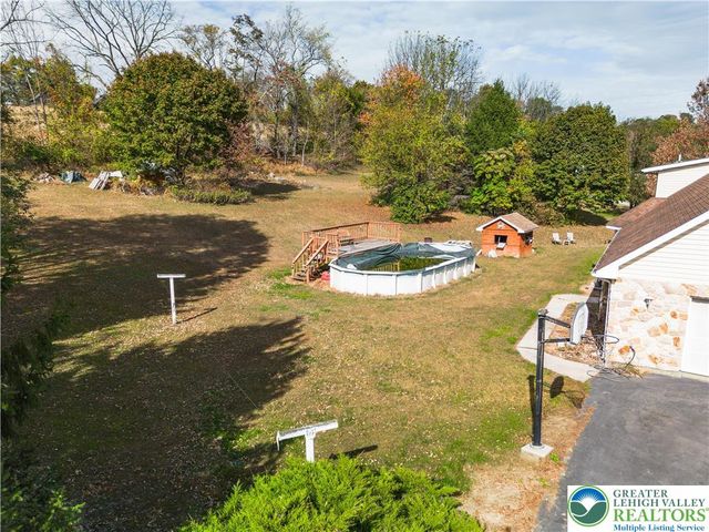 390 Long Lane Road, Lehigh Twp, PA 18088