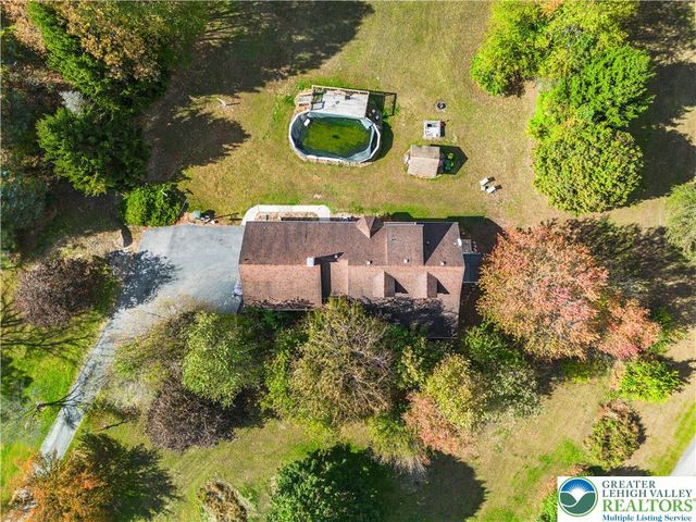 390 Long Lane Road, Lehigh Twp, PA 18088