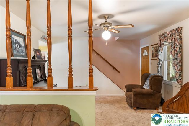 390 Long Lane Road, Lehigh Twp, PA 18088