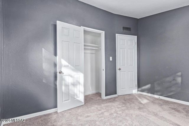 843 E Alturas Street, Tucson, AZ 85719