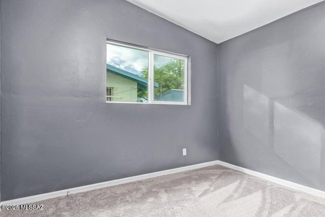 843 E Alturas Street, Tucson, AZ 85719