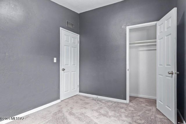 843 E Alturas Street, Tucson, AZ 85719