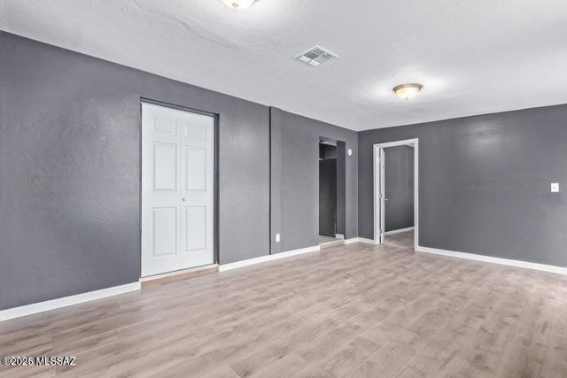 843 E Alturas Street, Tucson, AZ 85719