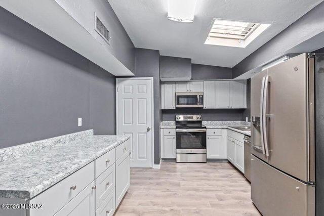 843 E Alturas Street, Tucson, AZ 85719