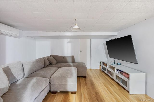 175 Rockaway Parkway, Valley Stream, NY 11580