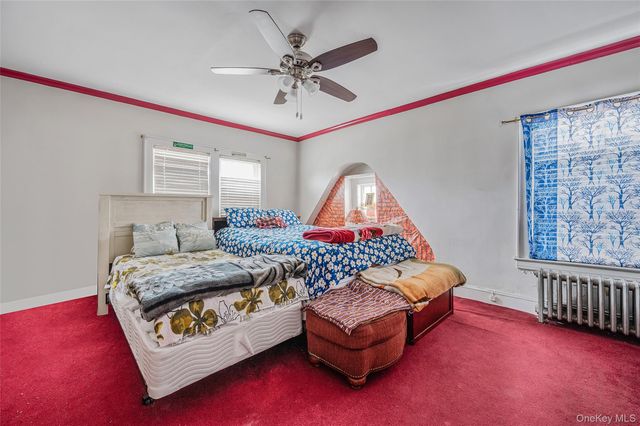 175 Rockaway Parkway, Valley Stream, NY 11580