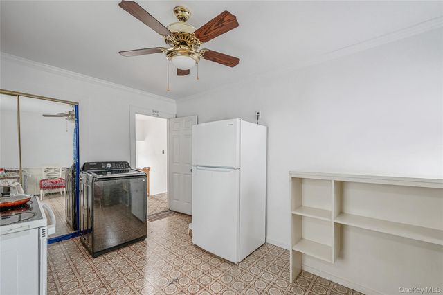 175 Rockaway Parkway, Valley Stream, NY 11580