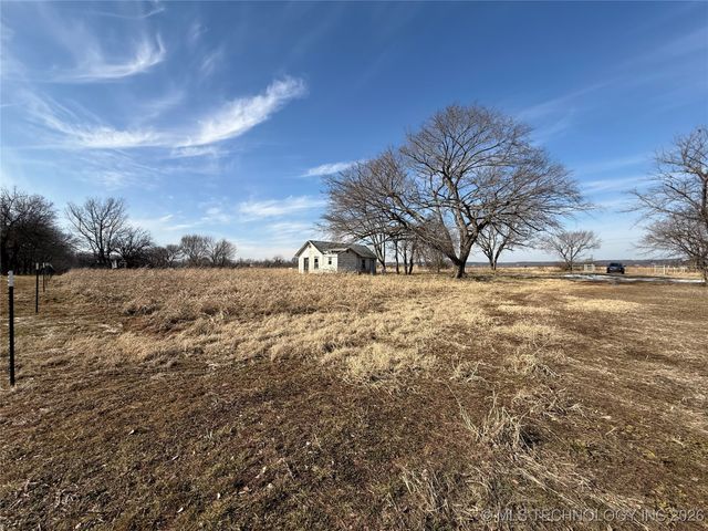 W Oak Street, Skiatook, OK 74070