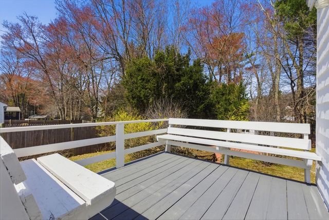 21 Belmore Rd, Natick, MA 01760