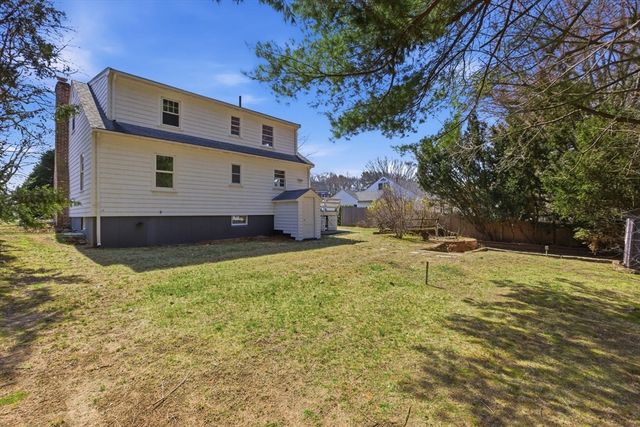 21 Belmore Rd, Natick, MA 01760