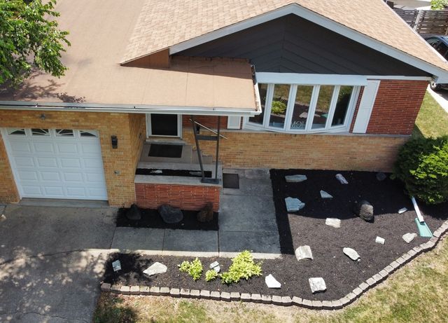 1234 Community Drive, La Grange Park, IL 60526