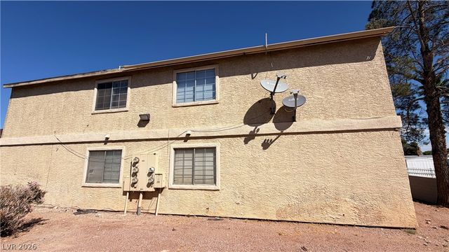 2754 Aarondavid Drive, Las Vegas, NV 89121