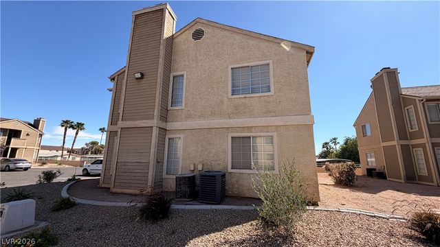 2754 Aarondavid Drive, Las Vegas, NV 89121