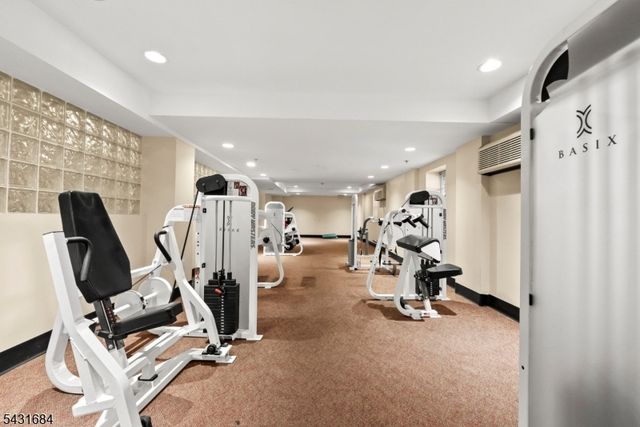 70 S Munn Ave 303, East Orange City, NJ 07018