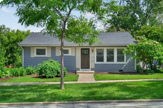 100 N Park Street, Westmont, IL 60559