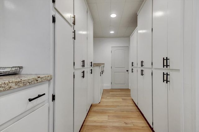 13757 Seven Cedars Dr, Grass Valley, CA 95945