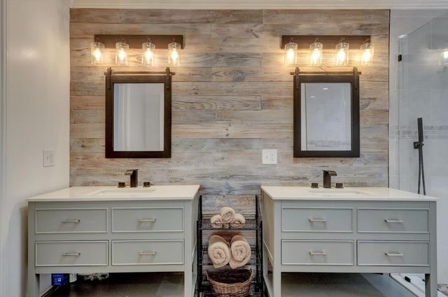 13757 Seven Cedars Dr, Grass Valley, CA 95945