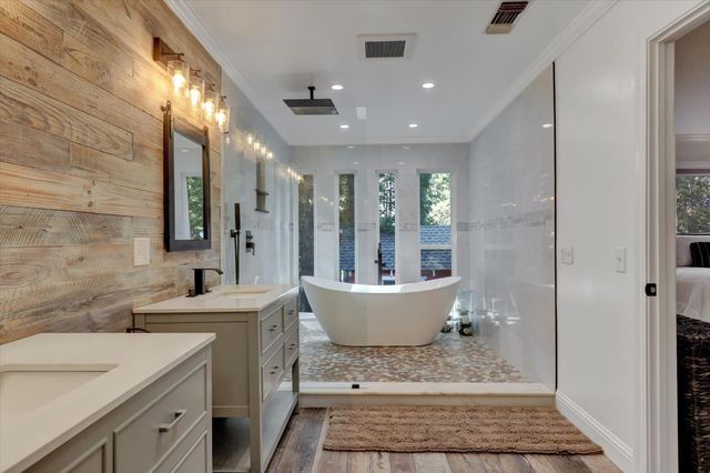 13757 Seven Cedars Dr, Grass Valley, CA 95945